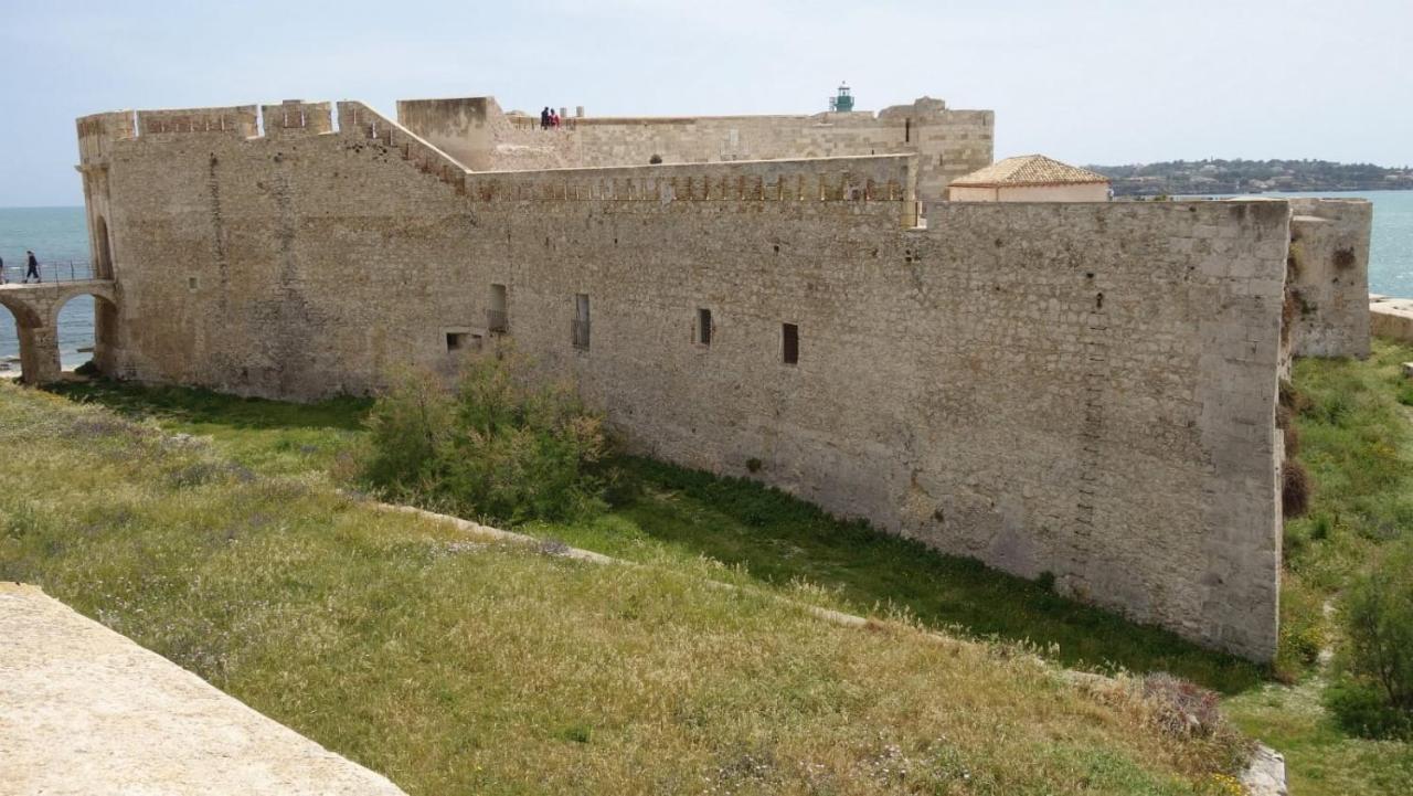 Villa La Casa Al Castello Maniace Syrakus Exterior foto